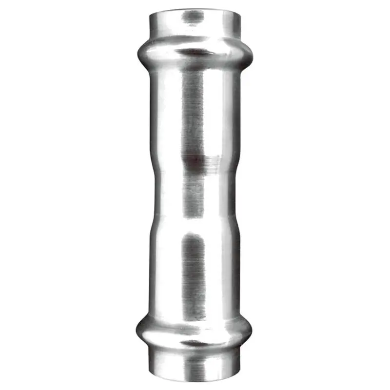 Dual clamping pipe fittings